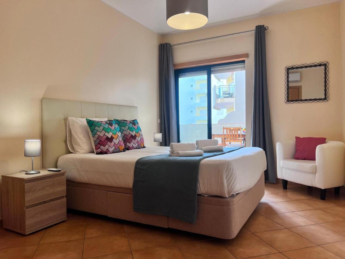 Ferienwohnung Armacao De Pera Ocean Terrace With Pool By Homing Exterior foto